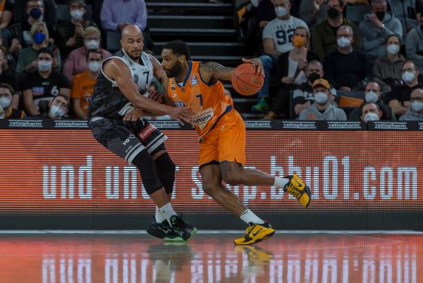 每一名选手 每一名选手